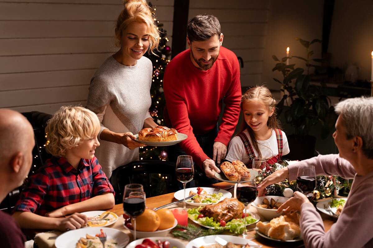 En Clínica Osten nos anticipamos a las fiestas navideñas para darte algunos consejos nutricionales y que las grandes comidas no te pasen factura.